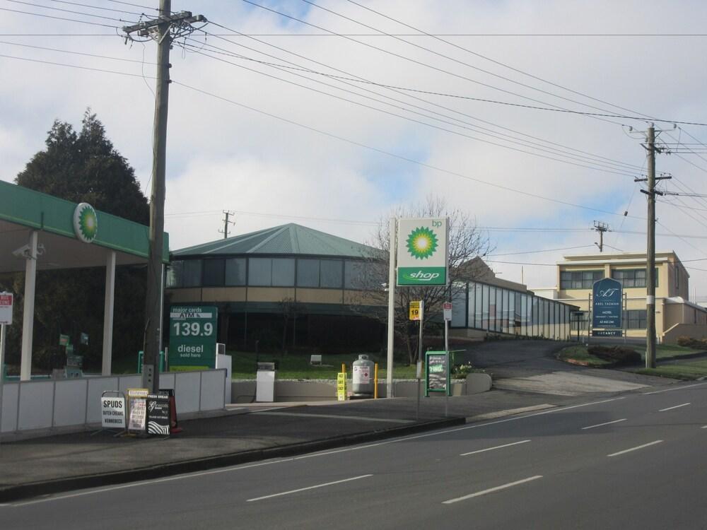 לונסטון Abel Tasman Airport Motor Inn מראה חיצוני תמונה