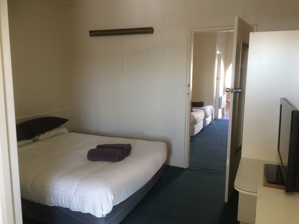 לונסטון Abel Tasman Airport Motor Inn מראה חיצוני תמונה