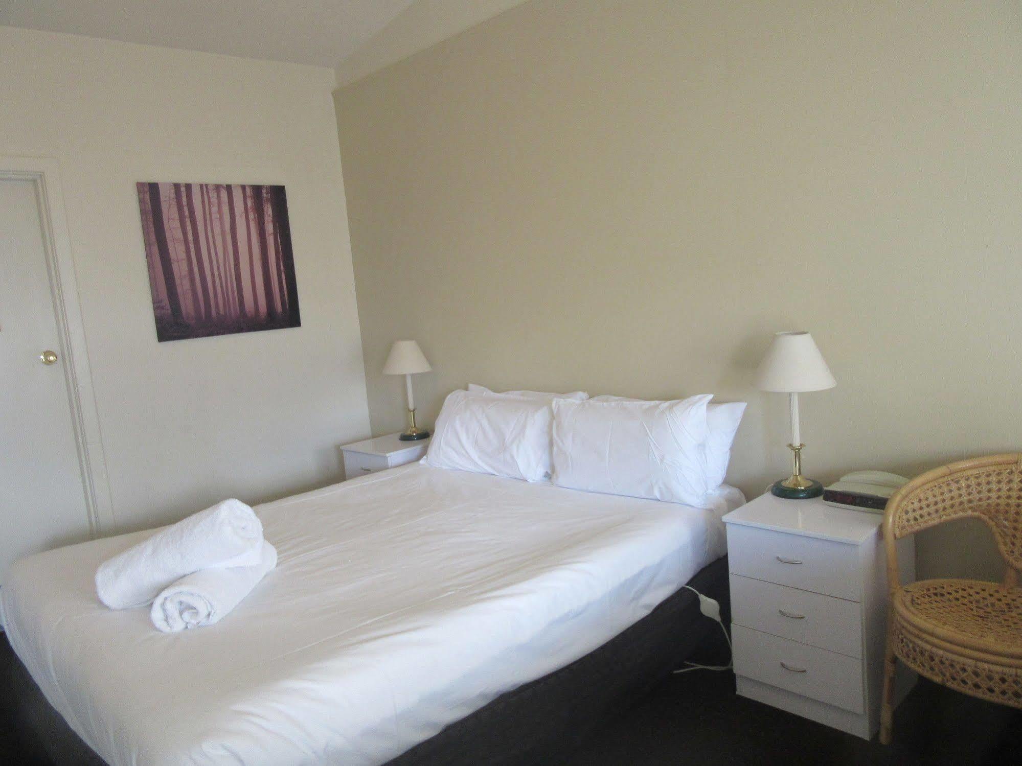 לונסטון Abel Tasman Airport Motor Inn מראה חיצוני תמונה