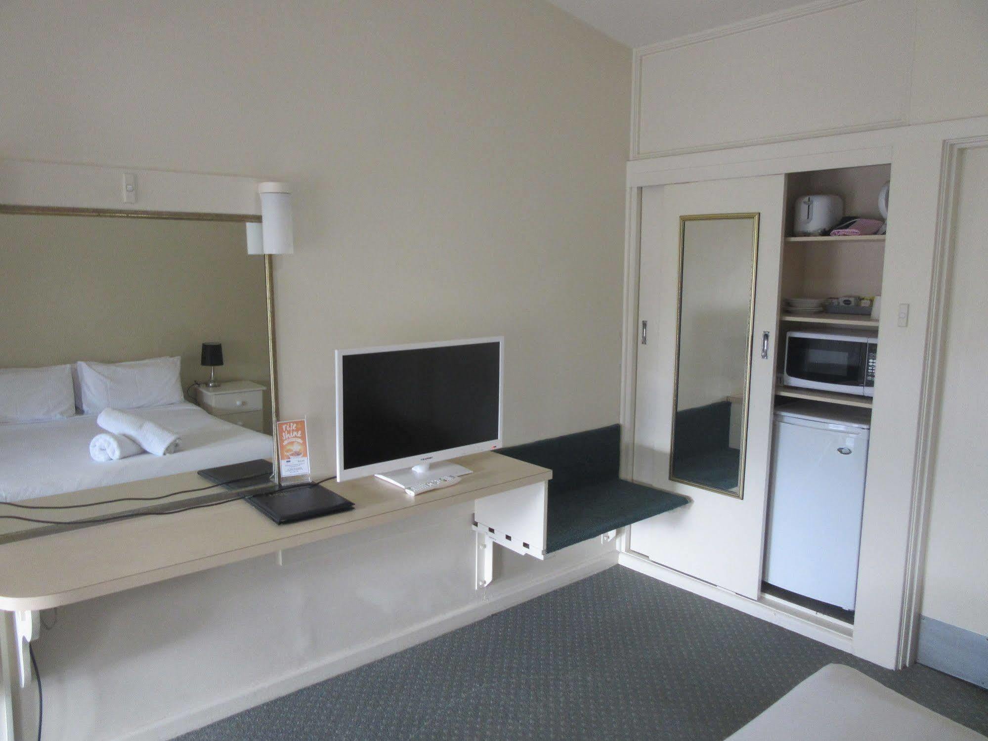 לונסטון Abel Tasman Airport Motor Inn מראה חיצוני תמונה
