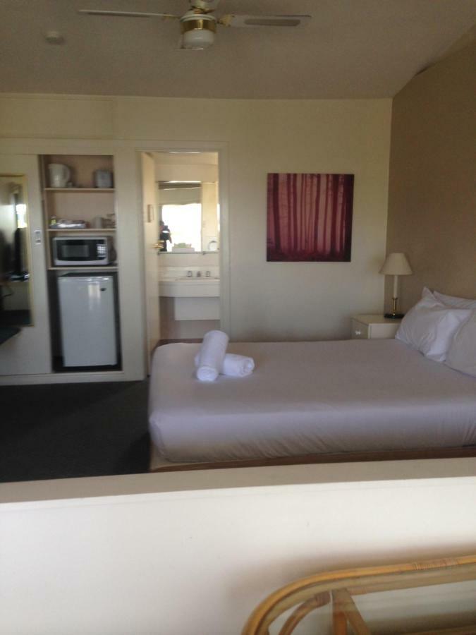 לונסטון Abel Tasman Airport Motor Inn מראה חיצוני תמונה